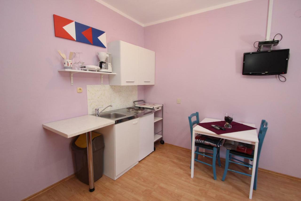 Apartment Sandi Vrsar Bagian luar foto