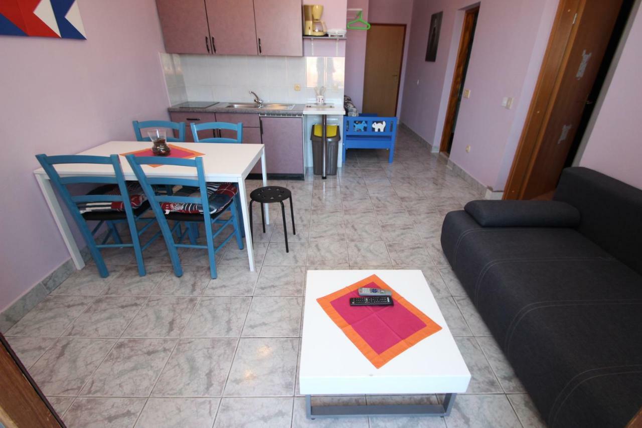 Apartment Sandi Vrsar Bagian luar foto